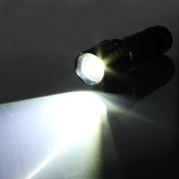 Elfeland  T6 1800LM 5 Modes Zoomable LED Flashlight 26650/18650