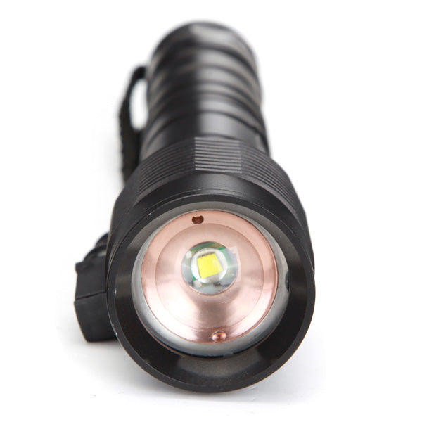 MECO  T6 3600LM Zoomable LED Flashlight 2x18650