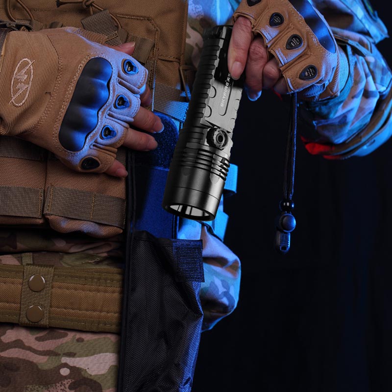 SKYFIRE SF-471 P70 1200 Lumens 5 Modes LED Flashlight USB Charging Super Bright Magnetic Attraction Tactical Torch Lamp