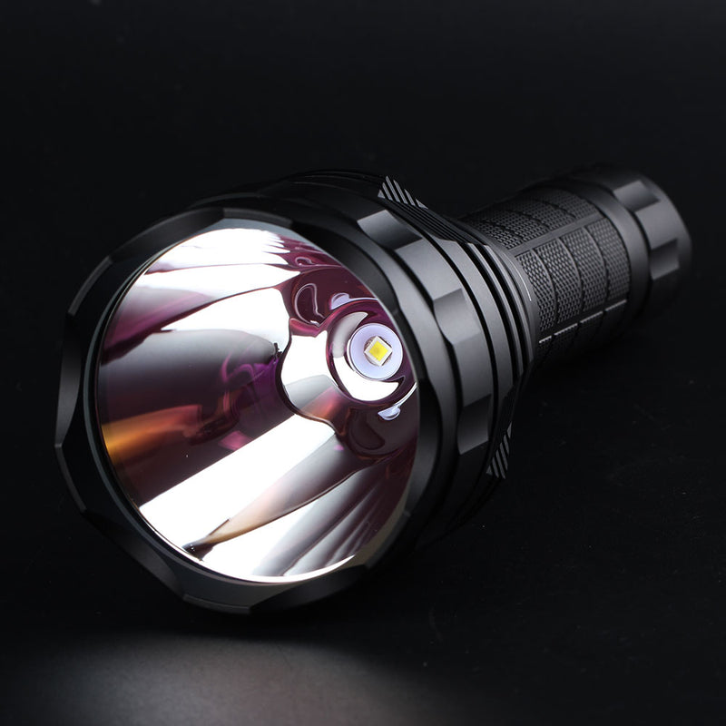 Convoy L21A XHP35 HI 2300mAh Output Long Throw Powerful Flashlight 18650 High Power Long Shot Flashlight