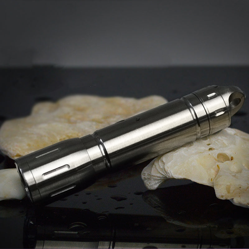 Dito Silver 450LM Simple 1Mode Stainless Steel Keychain Light EDC LED Flashlight with Camping Hole